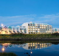 Lady Bay Resort