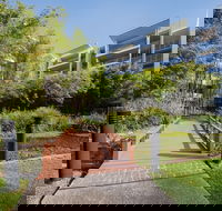 Oaks Brisbane Mews Suites - Travel Agents