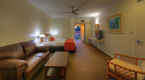 Mackays Motel Mission Beach - Tourism Guide 0