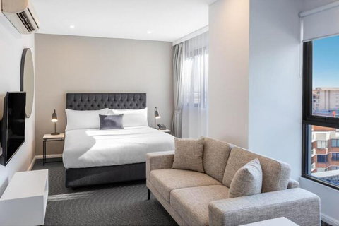 Meriton Suites Kent Street, Sydney - Travel Search 6