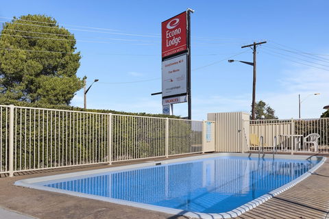 Econo Lodge Alabaster - Tourism Guide 3