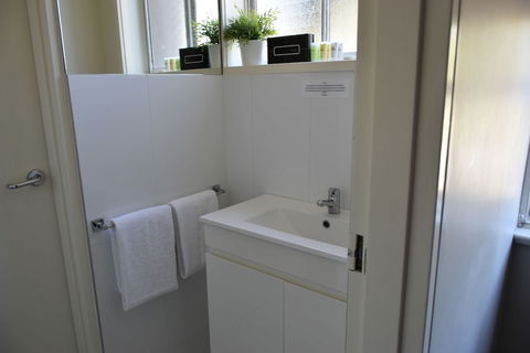 Apartments On Flemington - Tourism Guide 5