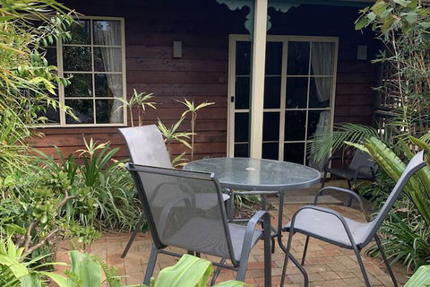 Ulladulla Guest House - Travel Search 1