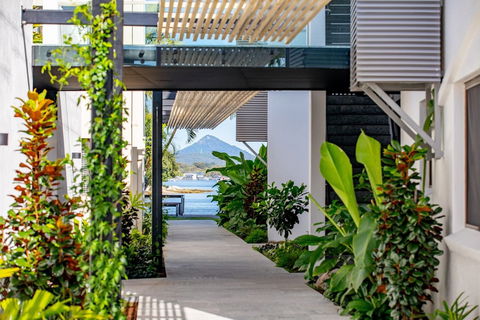 Culgoa Point Beach Resort - Cruises Travel 0