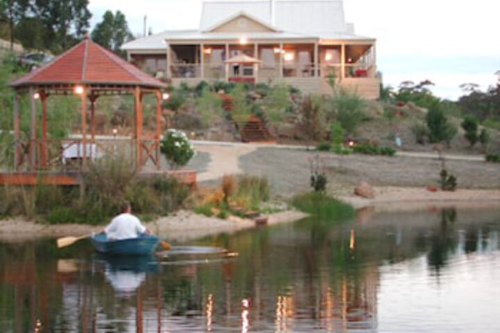 Shepherds Flat VIC Cruises Travel
