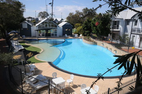 Mandurah Quay Resort - Cruises Travel 4
