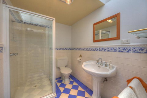 Old Wesley Dale Heritage Accommodation - Tourism Guide 2