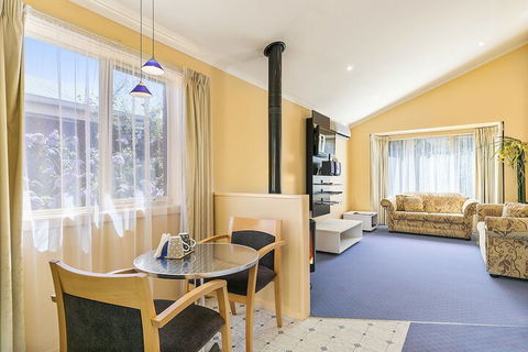 Cottages For Two - Travel Agents 6