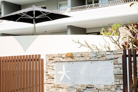 Saks On Hastings - Cruises Travel 7