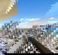 Rainbow Commodore Apartments - Travel Search