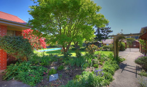 Alexandria Bed & Breakfast - Travel Search 0