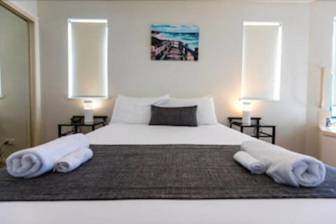 La Promenade - Tourism Guide 5