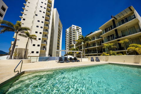 Jack & Newell Holiday Apartments - Tourism Guide 5