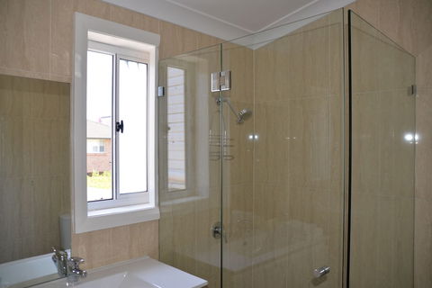 North Ryde Guest House - Cruises Travel 5