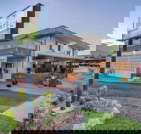 Demi View Motel - Tourism Guide