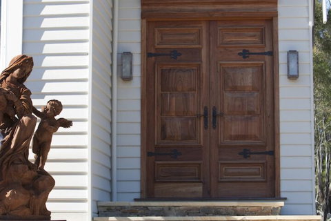 Rocky Hills Retreat - Travel Agents 2