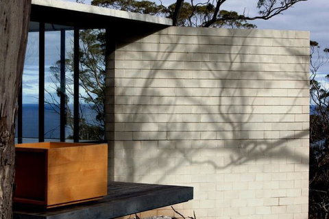 Rocky Hills Retreat - Travel Agents 1