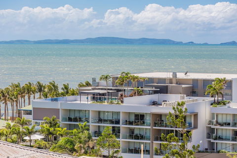Echelon Apartments - Cruises Travel 1