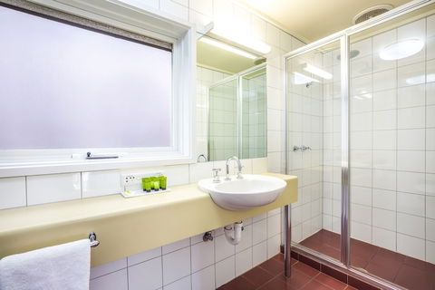 Nightcap At Ferntree Gully Hotel Motel - Travel Search 6