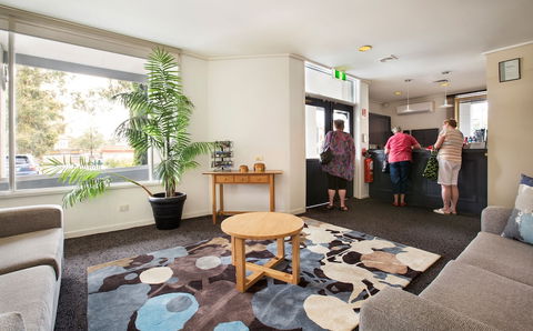 Nightcap At Ferntree Gully Hotel Motel - Travel Search 5