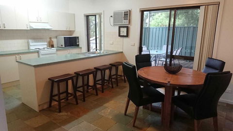 Shepparton Golf Club Motel - Travel Agents 1