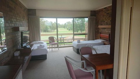 Shepparton Golf Club Motel - Travel Agents 4
