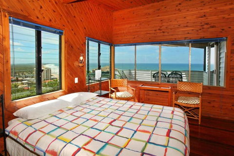 38 Pacific Terrace Coolum Beach Linen Supplied - Travel Search 4