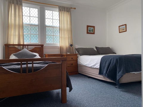 Allamanda House 3 Willow Street - Tourism Guide 6