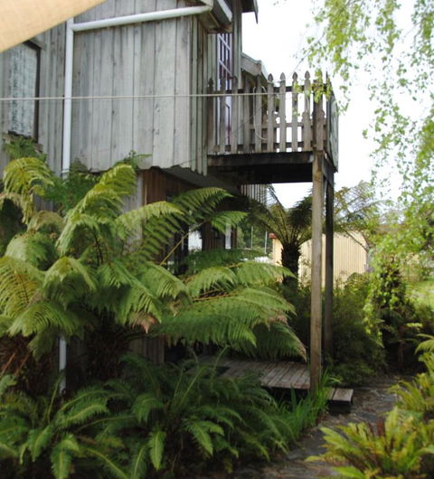The Wombat Cottage - Travel Search 6