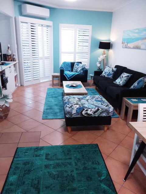 Jackies Holiday Apartment - Tourism Guide 4