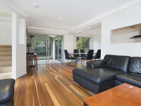 Harmony House Bateau Bay NSW - Travel Search 2