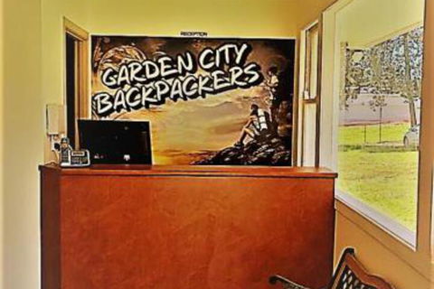 Garden City Backpackers - Travel Search 2