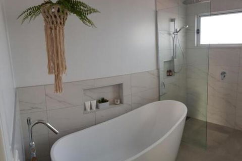 Cove Place Retreat Luxury Accommodation Phillip Island - Travel Agents 2