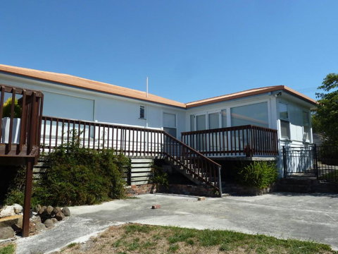 Panoramic Views On Walter - Travel Agents 6