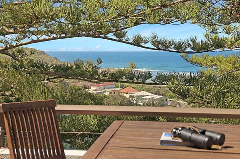 Pacific Tower Penthouse - Tourism Guide 4