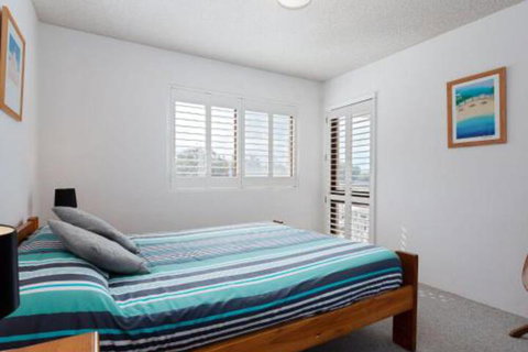 Intrepid Unit 13 / 3 Intrepid Close - Travel Agents 6