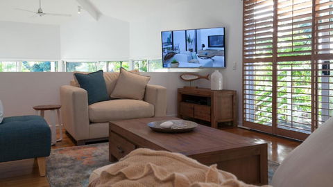 Utopia Beach House - Cruises Travel 5