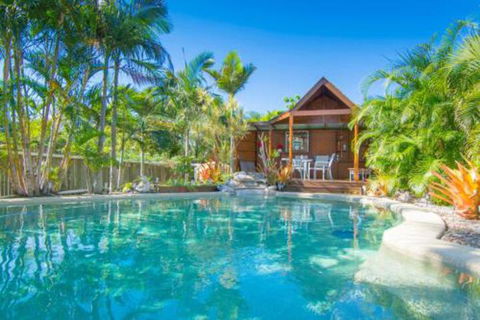 Ginaâ€˜s Place - Travel Search 0