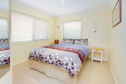 Kava Villa Cowes - Travel Agents 2