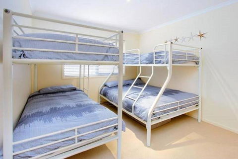 Kava Villa Cowes - Travel Agents 3