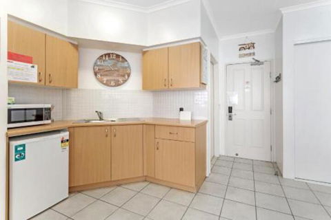 Zenith Unit 7 Shoal Bay - Tourism Guide 6
