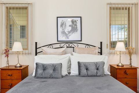 Hastings Cove Apartment - Tourism Guide 6