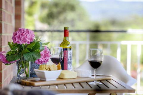 Myrtle Tree Lodge Flowers Kangaroo Valley - Travel Search 4
