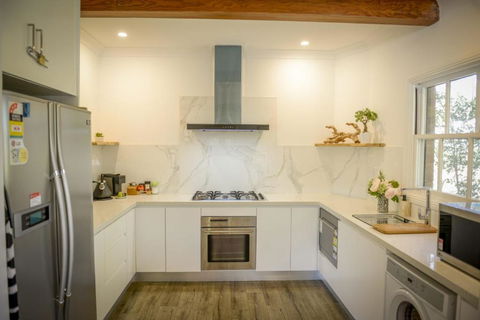 Myrtle Tree Lodge Flowers Kangaroo Valley - Travel Search 2
