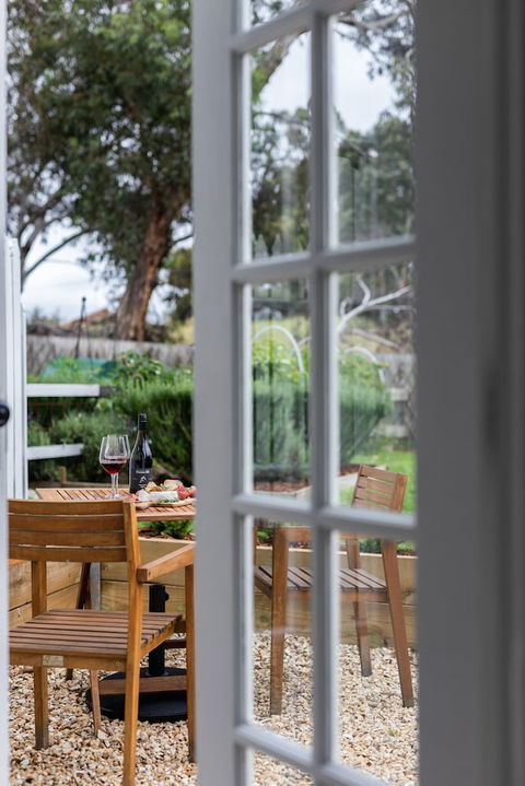 A Cottage In Richmond - Tourism Guide 6