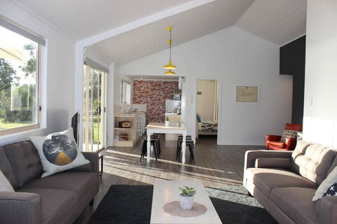 Boomers Retreat Alonnah Bruny Island - Travel Search 3