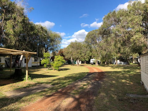 Lazy Days Caravan Park - Tourism Guide 6
