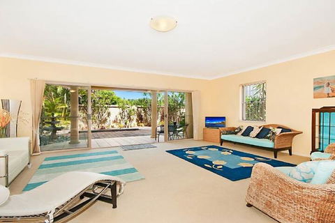 Shelly Beach House 1 - Tourism Guide 2