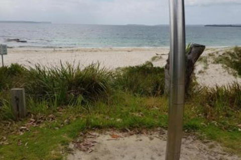 Beachside Husky Waterfront - Tourism Guide 3