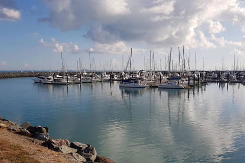AIRLIE BEACH Delight. Hop Skip Jump To Everything - Cruises Travel 1
